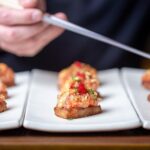 Leyendas japonesas | Envuelve regalos al estilo japonés con furoshiki: Belleza en cada detalle Explora las tradiciones culinarias japonesas más allá de sushi y ramen